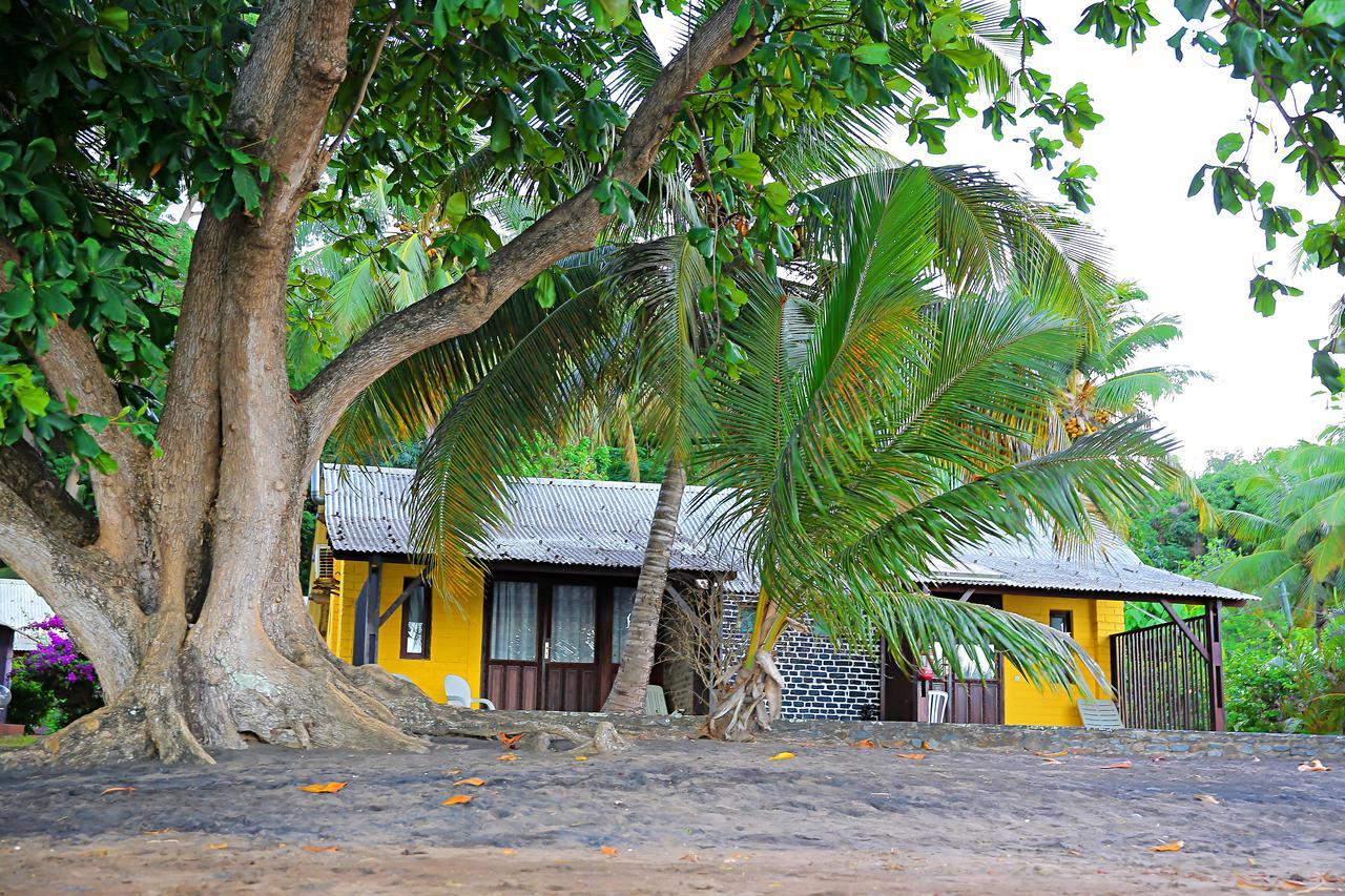 Hotel Le Trevani Koungou Exterior foto